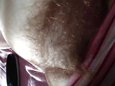 ഈ സുന്ദരിയുടെ പ്രിയപ്പെട്ട ലൈംഗിക സ്ഥാനം വികാരാധീനയായ ഒരു പശുക്കുട്ടിയാണ്